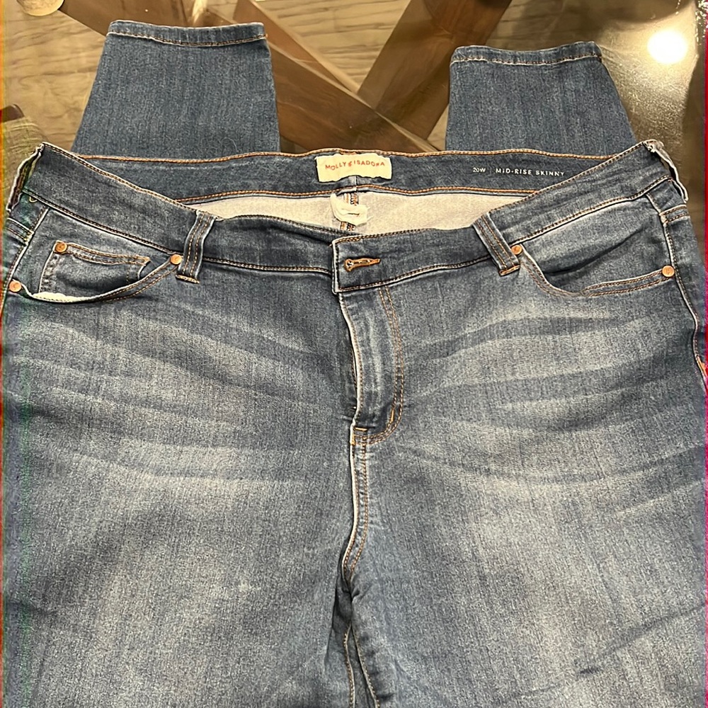 Molly & Isadora Mid-Rise Skinny Jeans - 20W